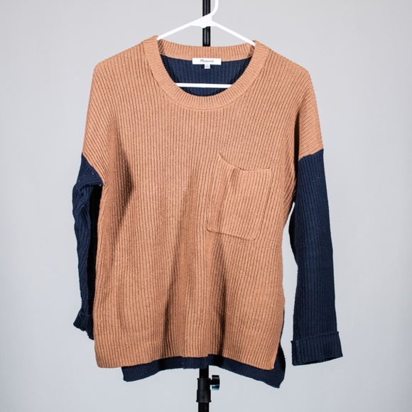 Thompson Pocket Pullover Sweater in Colorblock - Picture 3 of 5